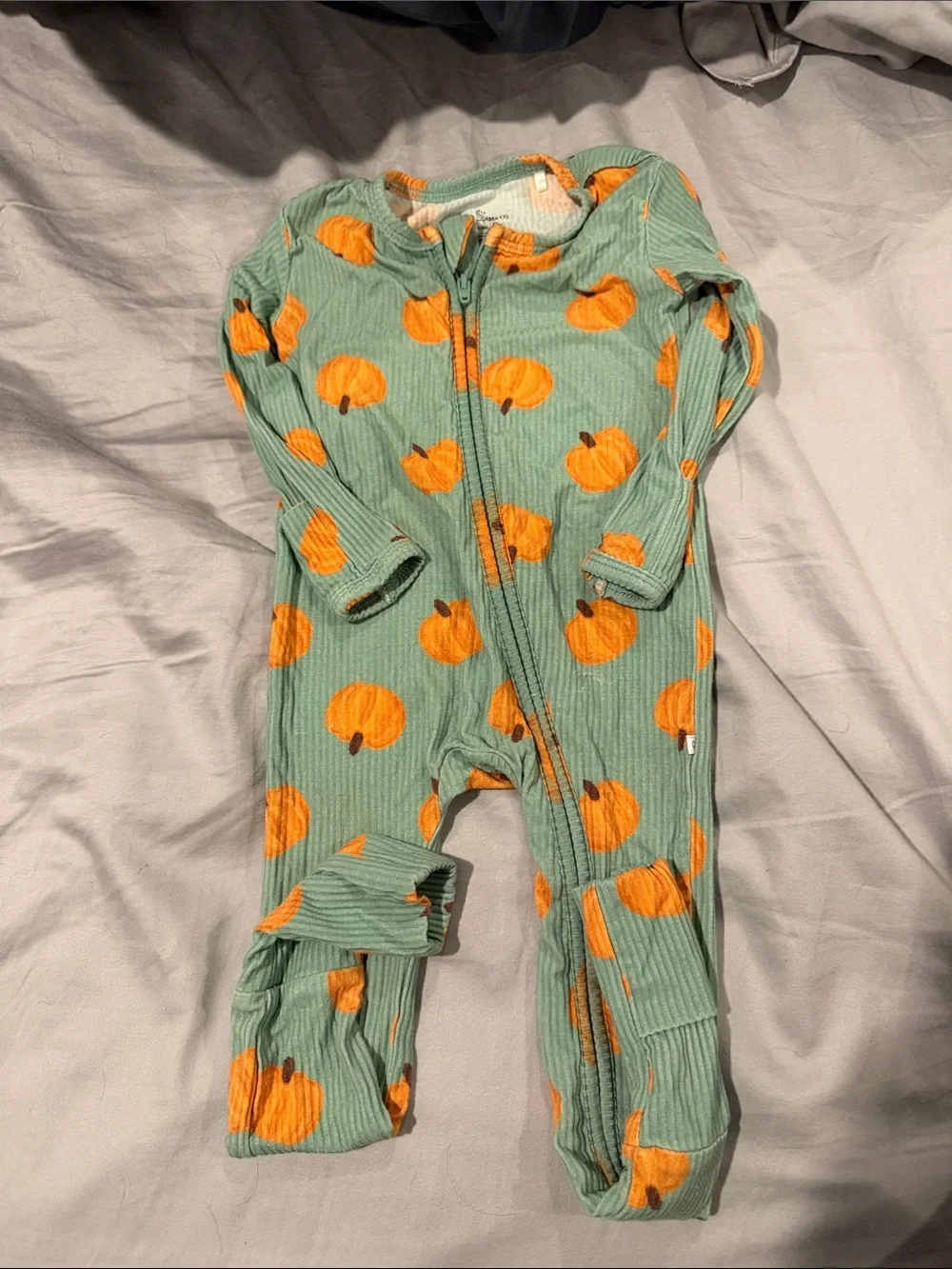 Green Pumpkin-Print Zipper Footie Pajamas for Kids